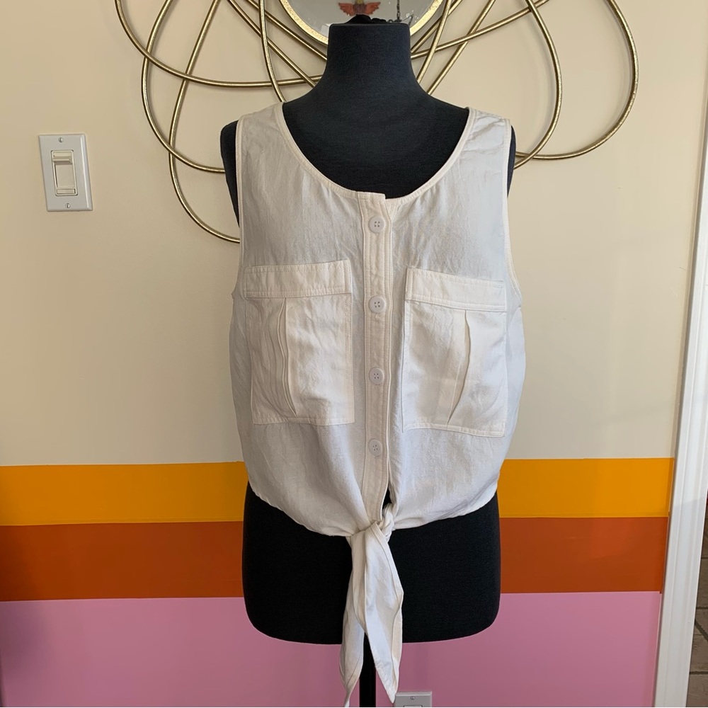 JACKSON ROWE tie front tank top .